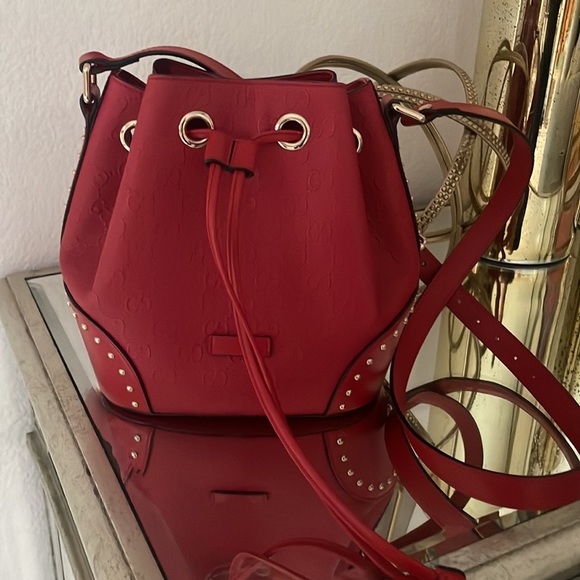 Gucci - Picture 2 of 16